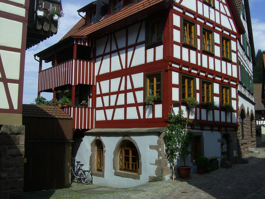Hotel-Gasthof Zum Weyssen Roessle Шильтах Екстер'єр фото