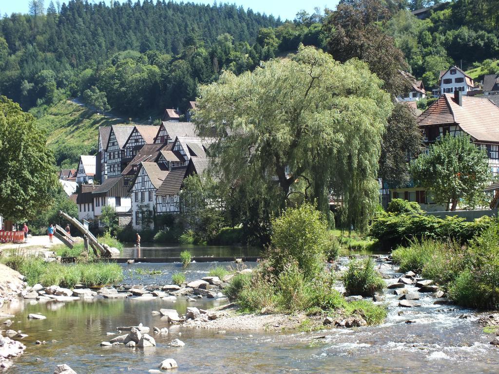 Hotel-Gasthof Zum Weyssen Roessle Шильтах Екстер'єр фото